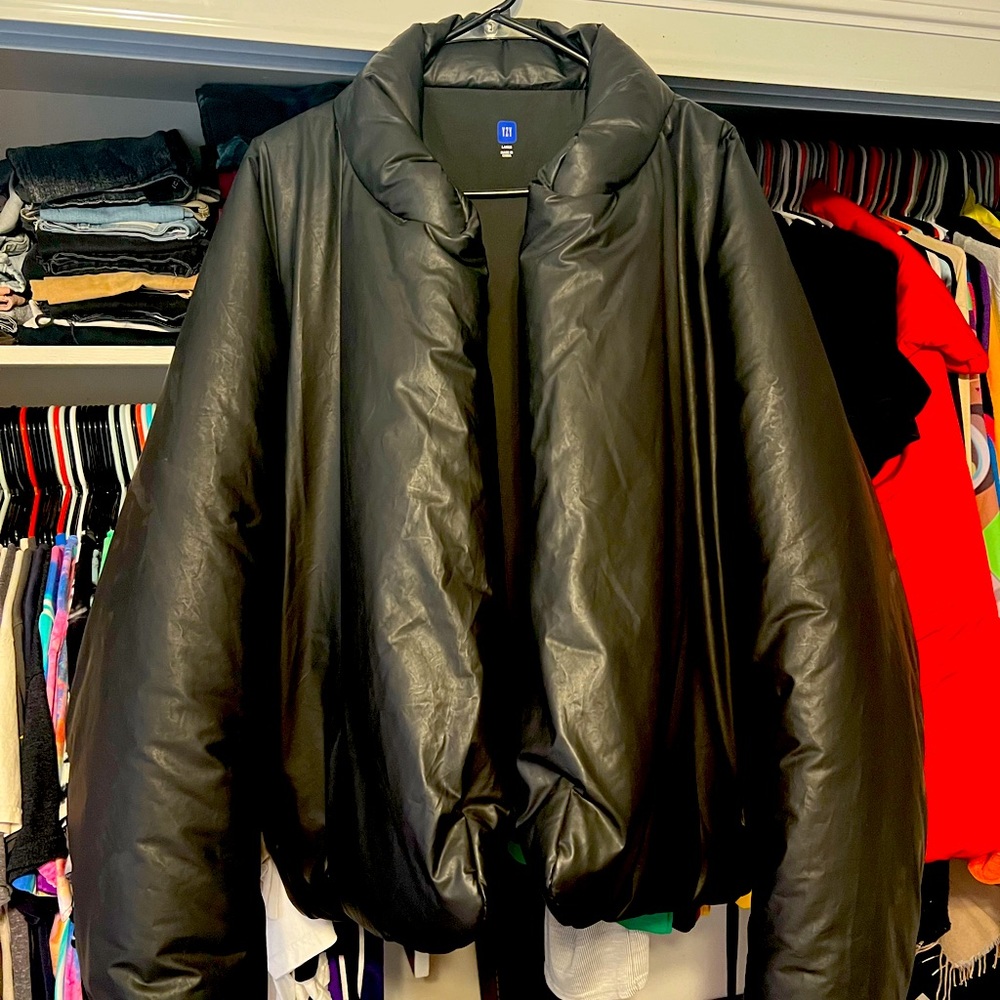YZY GAP BLACK PUFFER JACKET. Only worn to try on. Never out. Size L. $300 OBO.